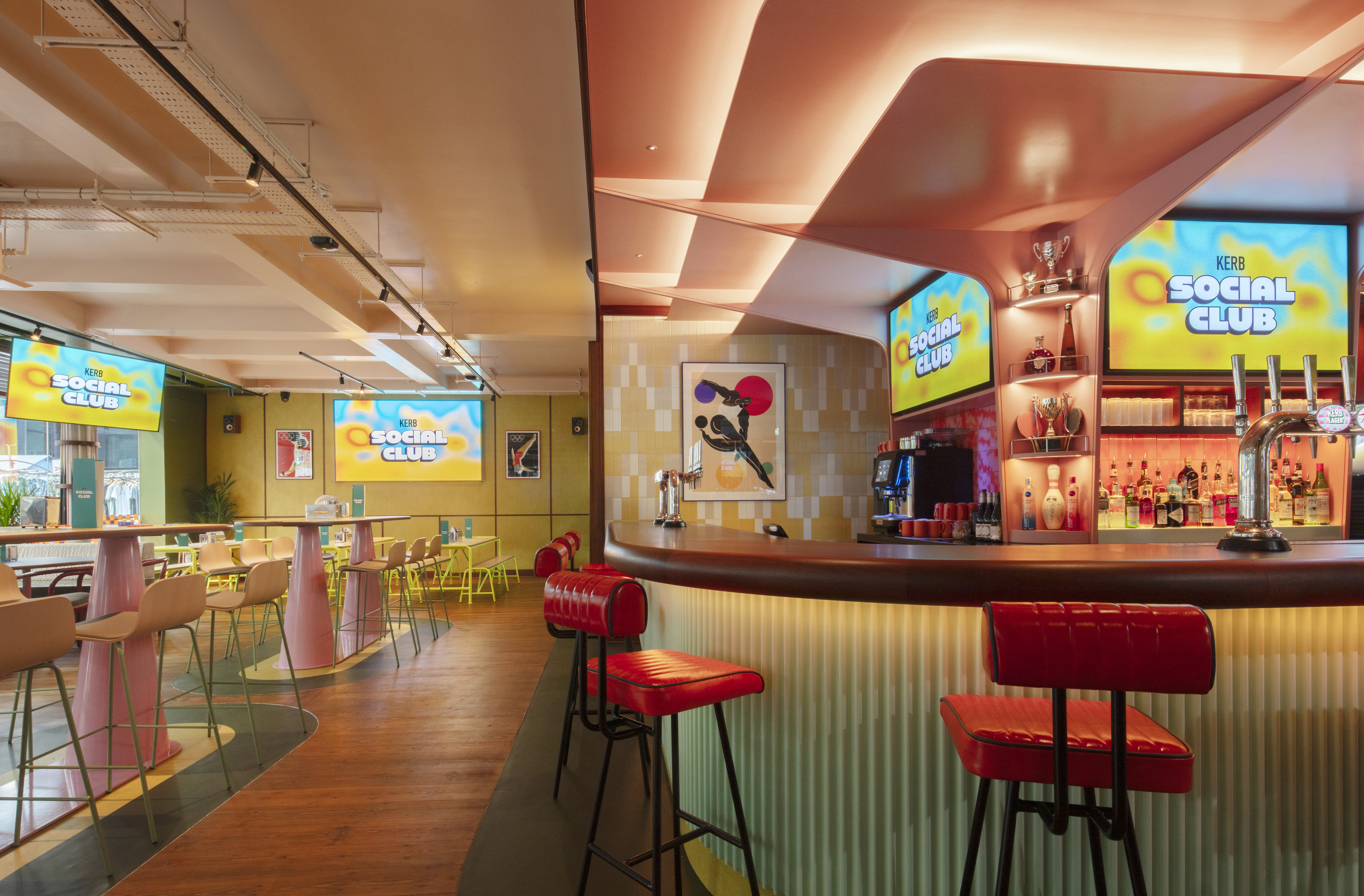 The club house Bar in London